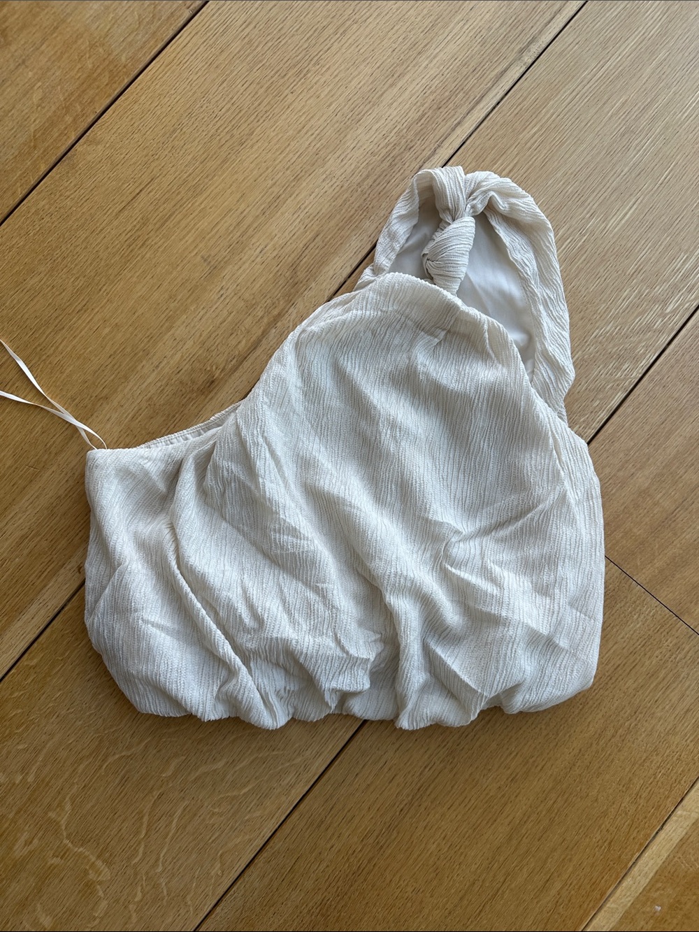 Abercrombie Cream One-Shoulder Knot Strap Crop Top